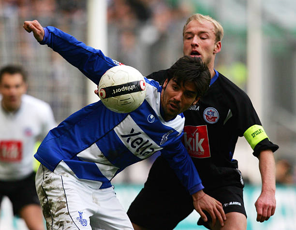 在其职业生 在其职业生