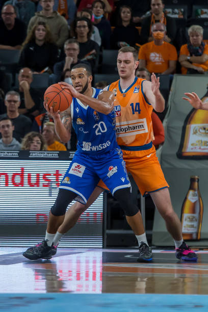 他在跳跃的 他在跳跃的