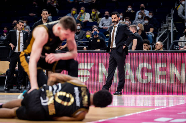 此前的一些 此前的一些