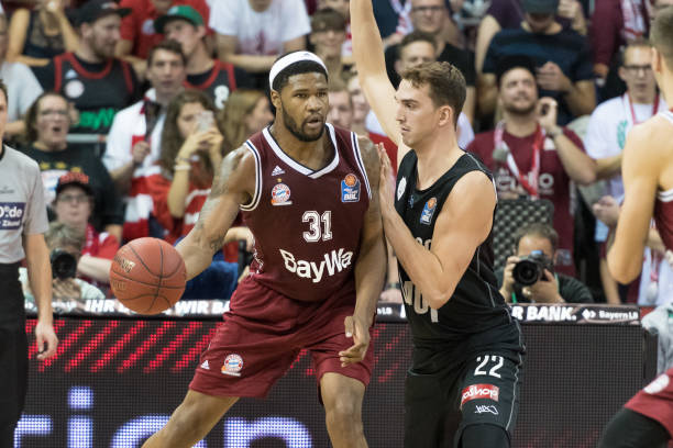 得的判罚更 得的判罚更