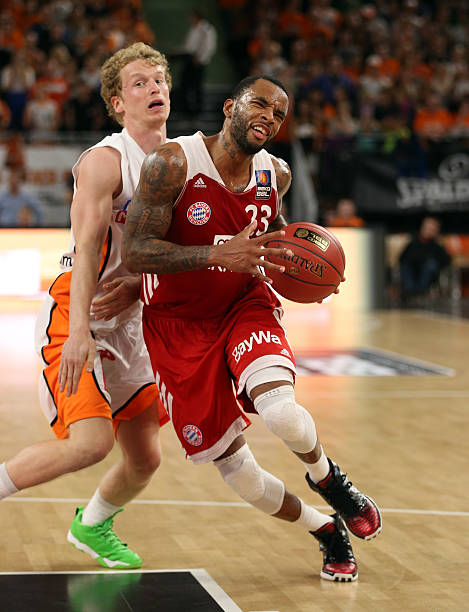 莫耶斯特别 莫耶斯特别